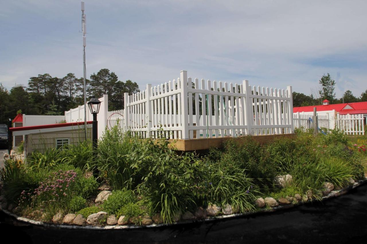 Mackinac Lake Trail Motel Mackinaw Stadt Zimmer foto